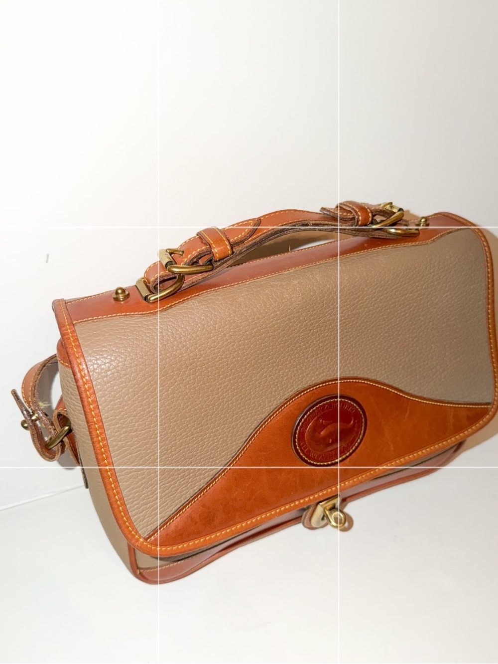 Vintage Dooney & Bourke Carrier Bag Khaki w/Brittish Tan Trim, Large - Picture 8 of 15